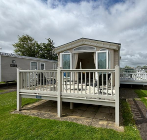Parkside 41 - Located on Butlins Skegness Caravan Village, WiFi - Meadow Lakes Caravan & Lodge Hire